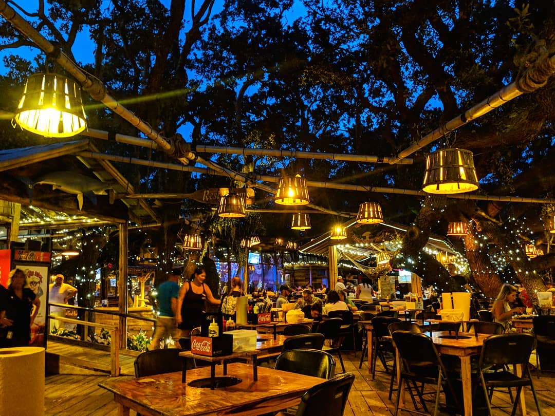 crab shack outdoor dining seafood