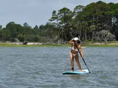 paddleboarding tybee island